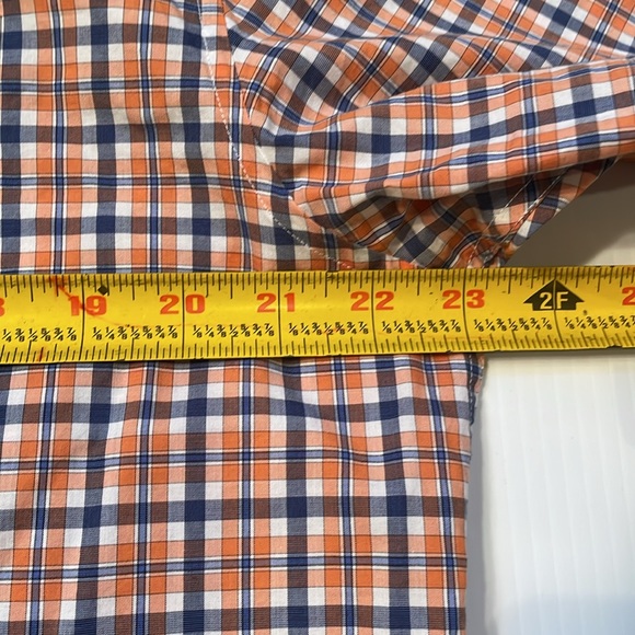 Cutter & Buck blue, orange & white short sleeve plaid button down.  Men’s large - Picture 4 of 9